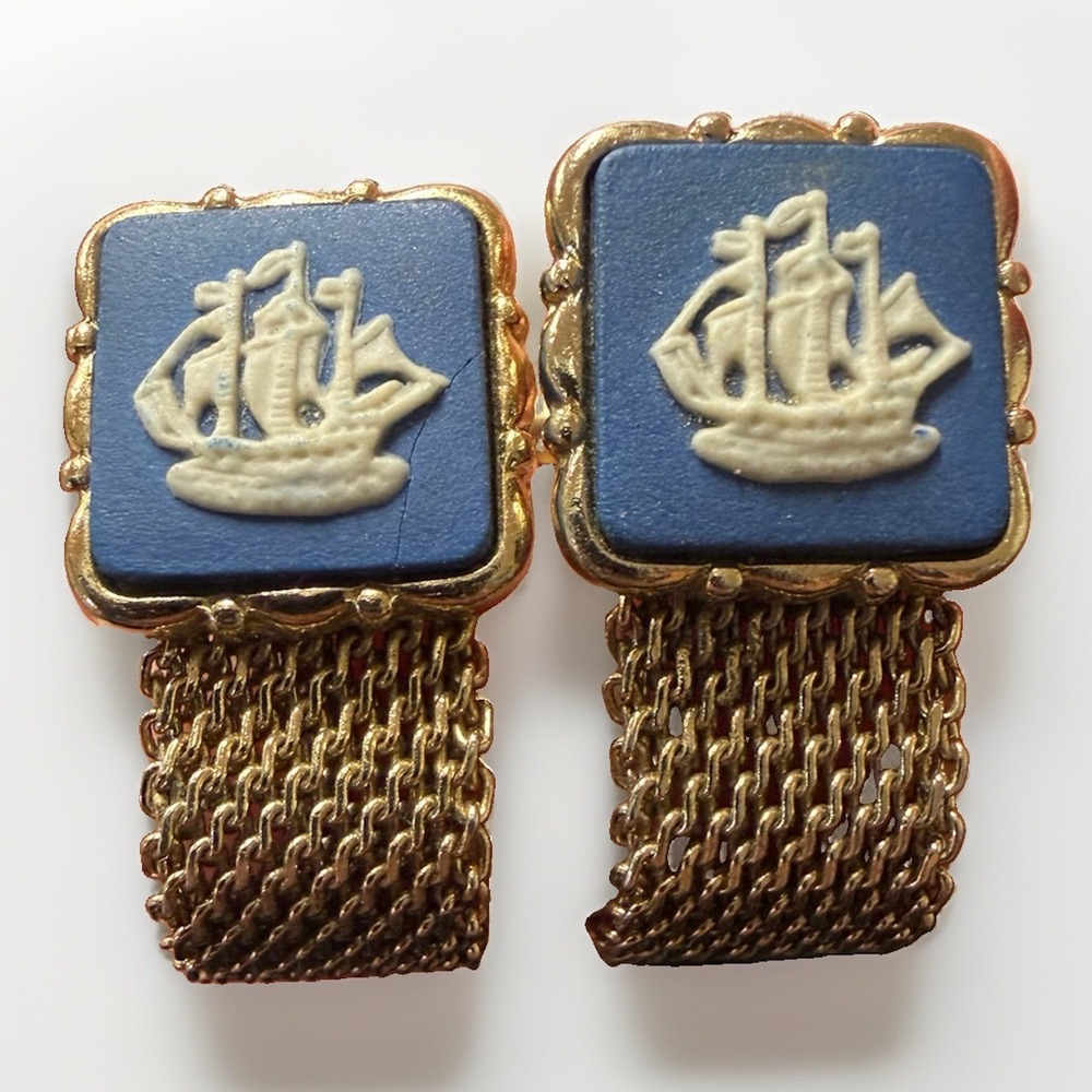 Vintage Wedgwood Wrap Around Cufflinks Ship Golden Hind Blue Jasperware England